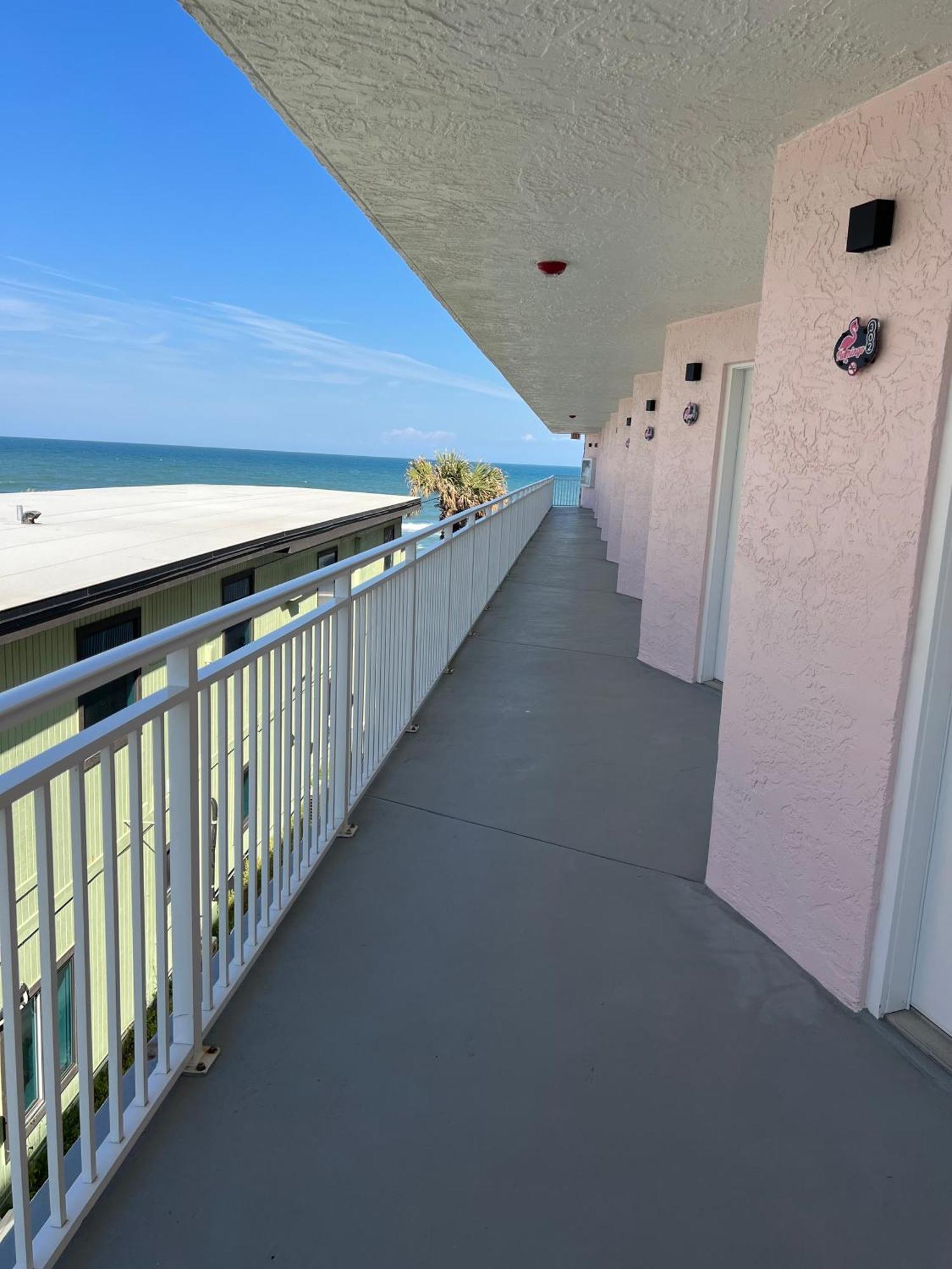 Flamingo Inn Beachfront - เดย์โทนาบีช ภายนอก รูปภาพ