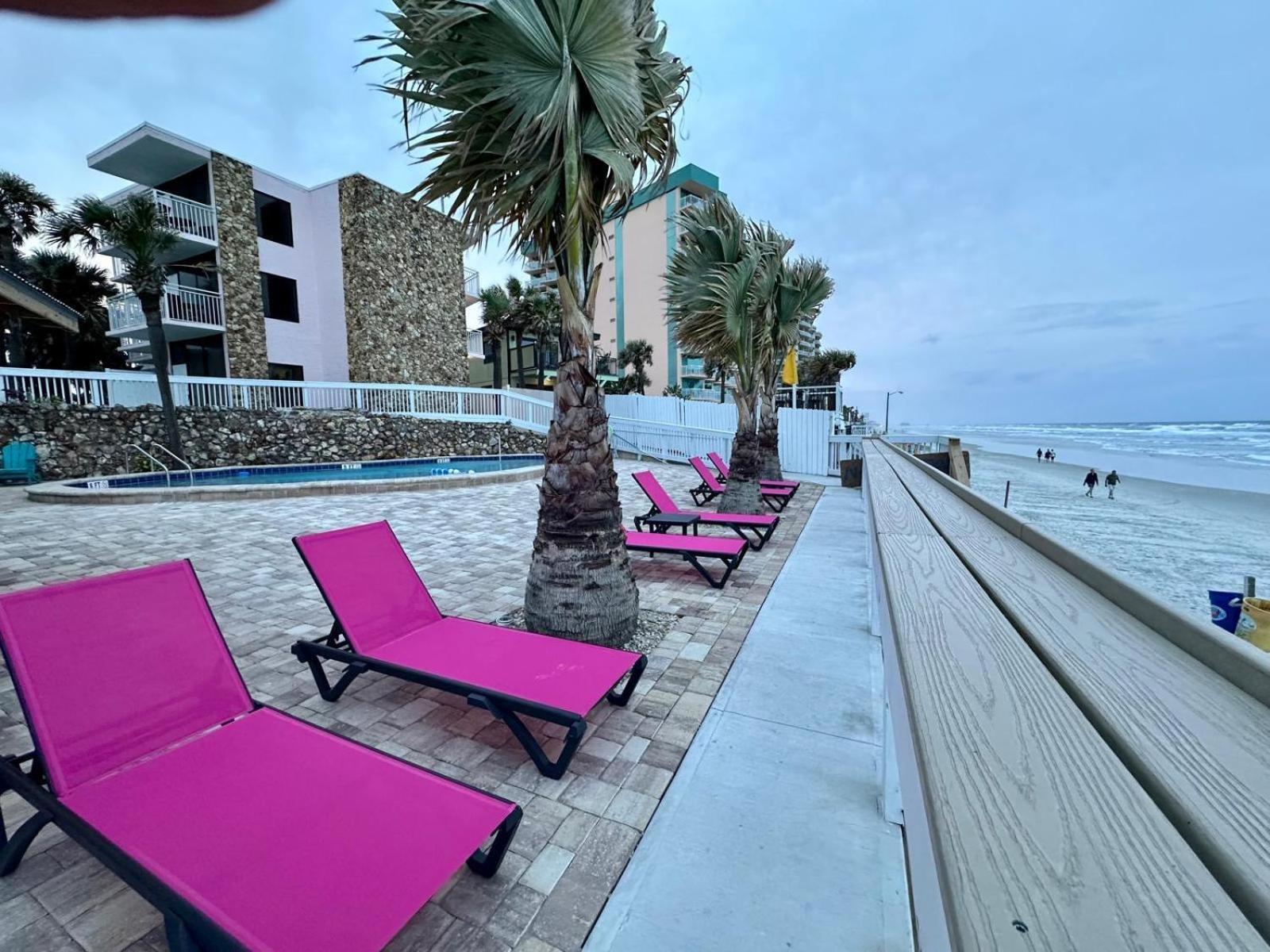 Flamingo Inn Beachfront - เดย์โทนาบีช ภายนอก รูปภาพ