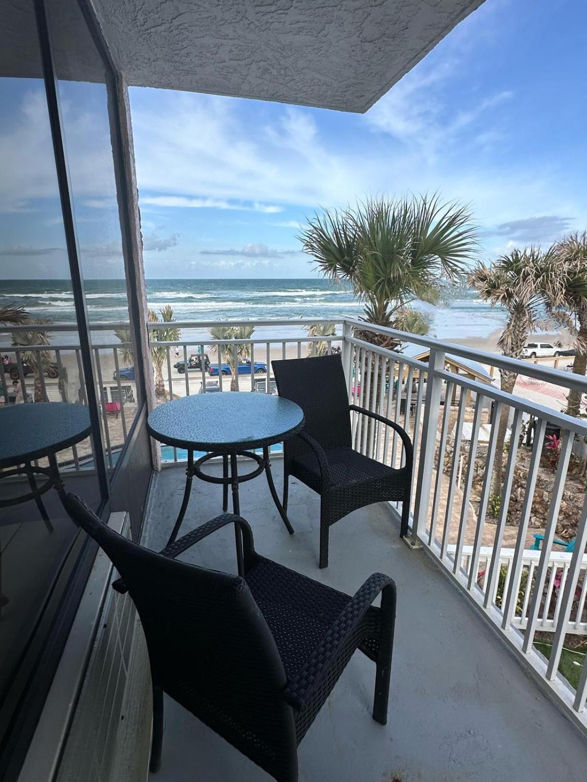 Flamingo Inn Beachfront - เดย์โทนาบีช ภายนอก รูปภาพ